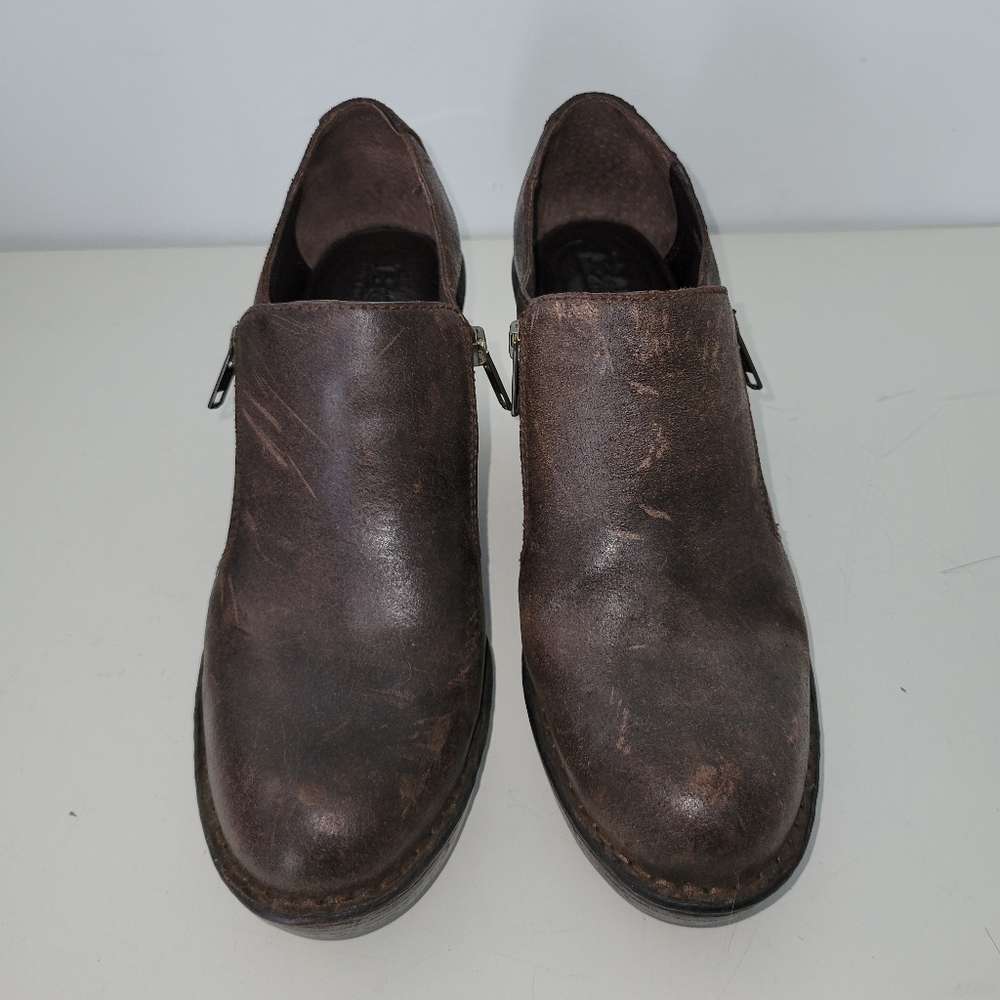 Born women's wedge booties sz 10